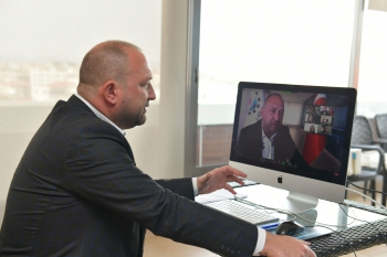Başkan Gümrükçü yerli solunum cihazını tanıttı