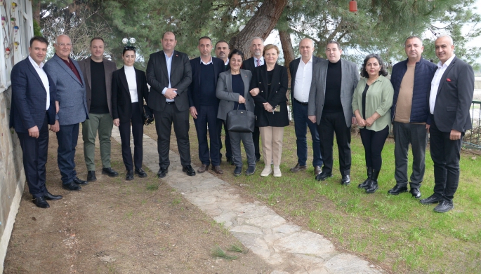 CHP Menderes'te Tek Yürek