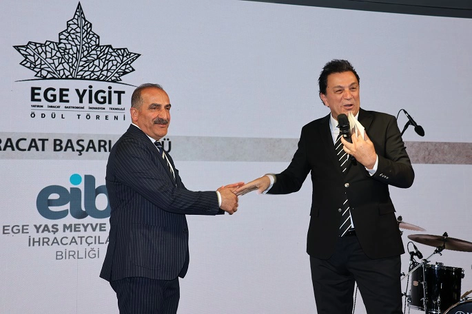 Hayrettin Uçak'ın Erhan Önel Vefası