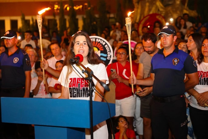 Çeşme'de Bayramın Temposu Yüksekti