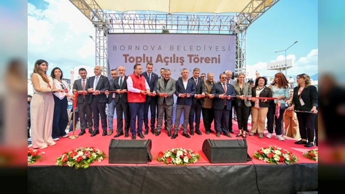 CHP Lideri Özel, Bornova’da üç önemli projeyi hizmete açtı “Ömer Eşki Bornova’ya çağ atlatıyor”