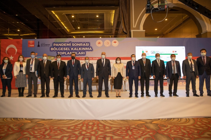 Başkan Batur’dan ‘akıllı şehir’ önerileri