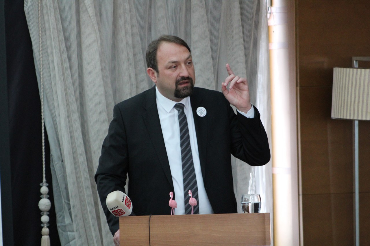 GÜMRÜKÇÜ ÇİĞLİ’DE DÖNÜŞÜM VİZYONUNU AÇIKLADI